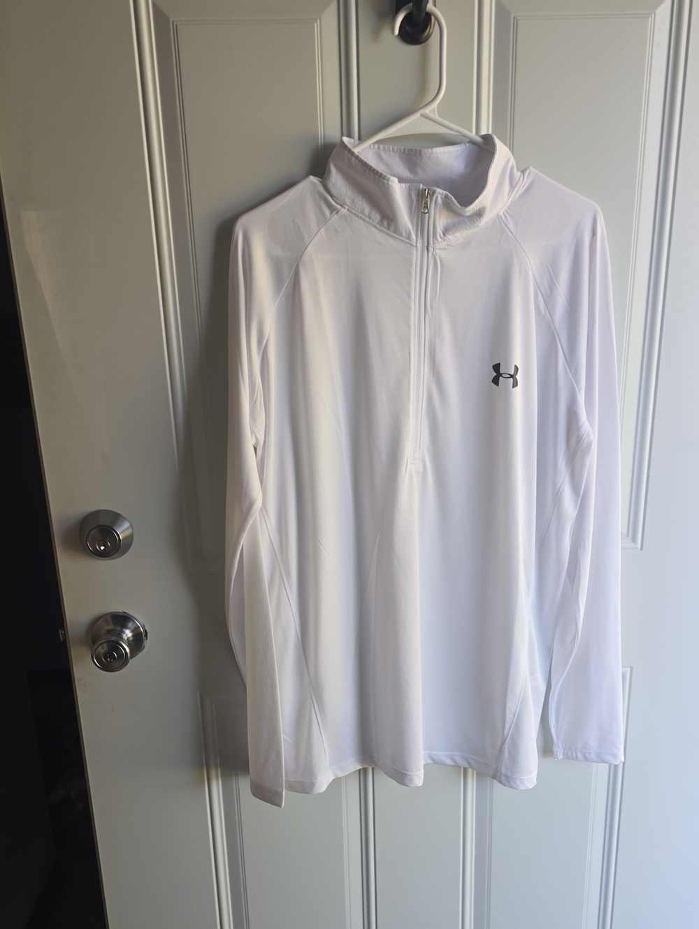 Under Armour Women’s White Quarter-Zip Shirt
